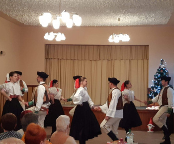 Posedenie s dôchodcami